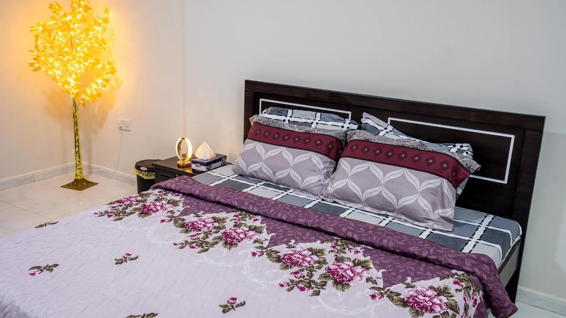Homestay Baith Al Jannah L L C - Working Professional - Peaceful Daily And Weekly Room Abu Dhabi